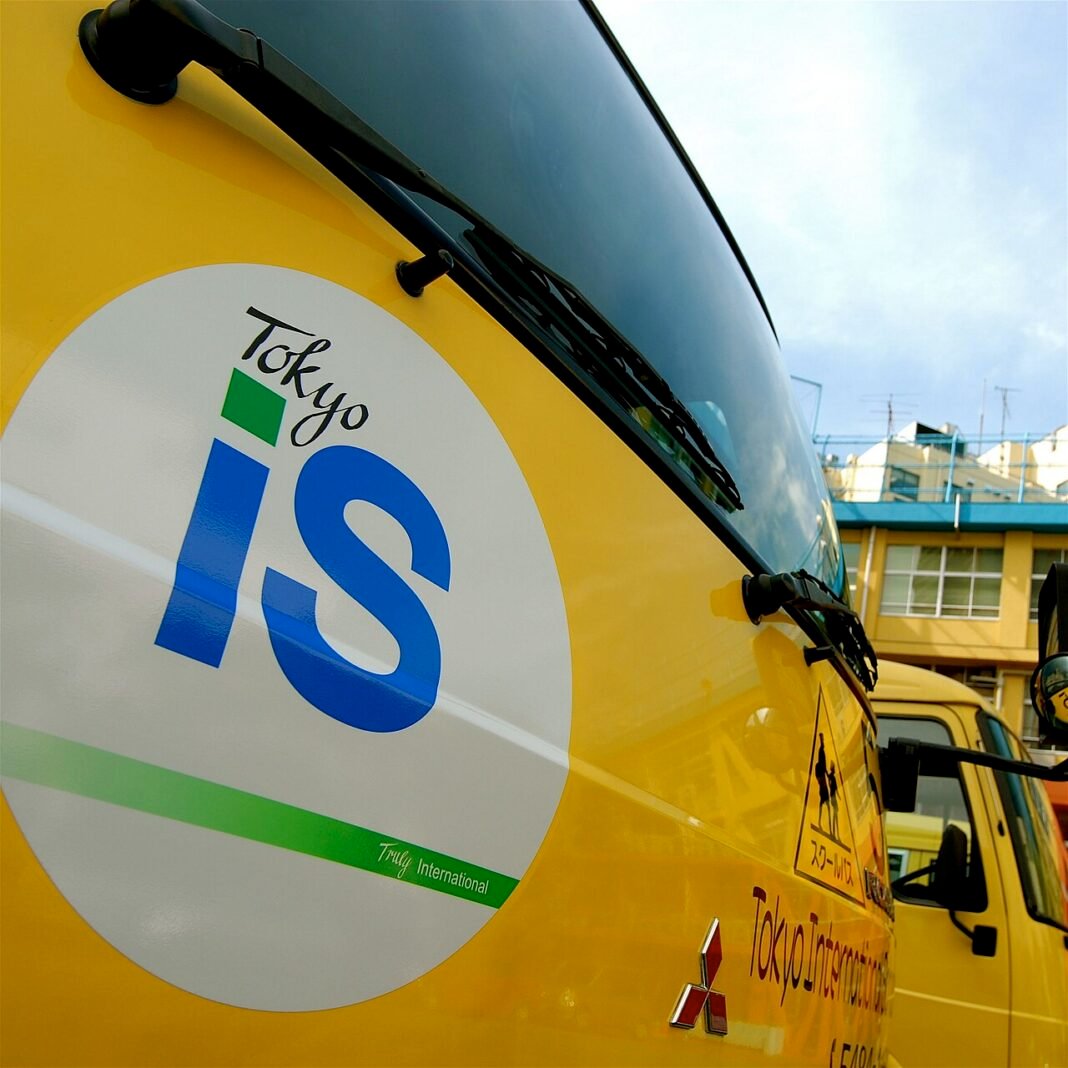 Tokyo International School bus